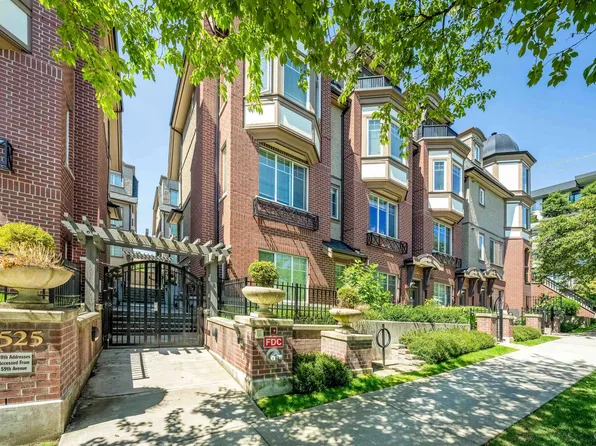 7519 Yukon St, Vancouver, BC V5X 2Y4
