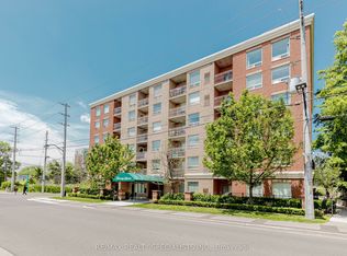 32 Tannery St N #401, Mississauga, ON L5M6T6
