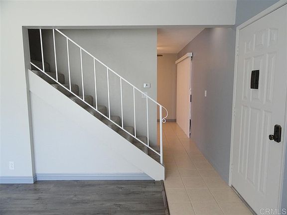 3rd image of 1060 E Washington Ave Unit 9