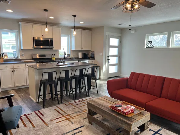 Semi-Furnished, Two + bedroom Ashland home | Available Late October, 878 Siskiyou Blvd, Ashland, OR 97520