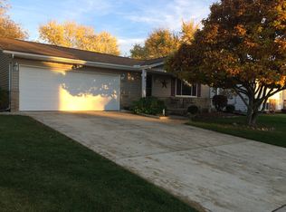 9103 Jefferson Dr, Northfield, OH 44067