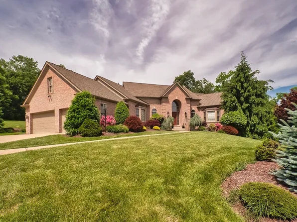 1714 Hunters Path Ln, Pittsburgh, PA 15241