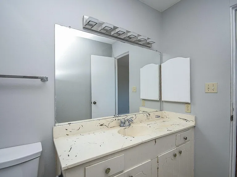 4258 Belle Park Dr #4258 — Photo 18