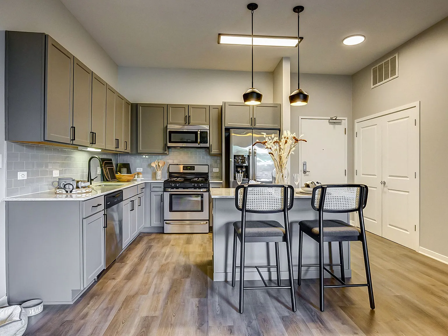 Reserve at Glenview — Photo 1