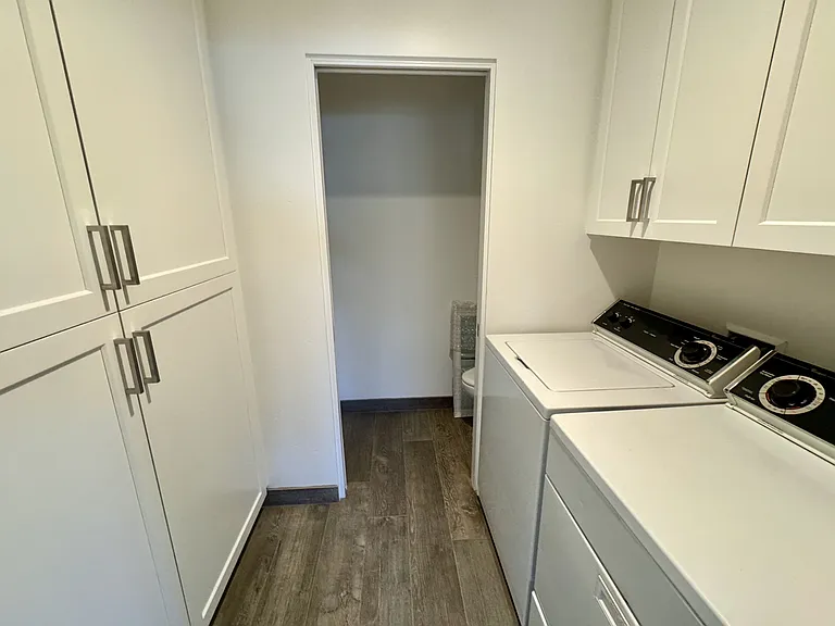 81 Richford Ln — Photo 11