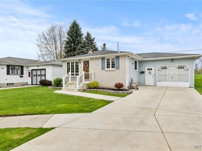 98 Polish Pl, Buffalo, NY, 14210