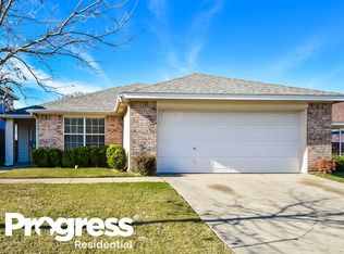9220 Saint Lucia Rd, Fort Worth, TX 76123