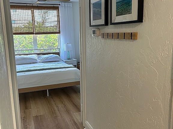 3rd image of 908 Villas Dr Unit 16