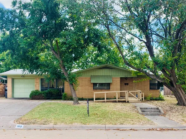 3813 W Spurgeon St, Fort Worth, TX 76133