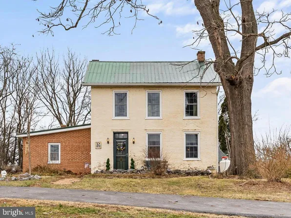 402 S Artizan St, Williamsport, MD 21795