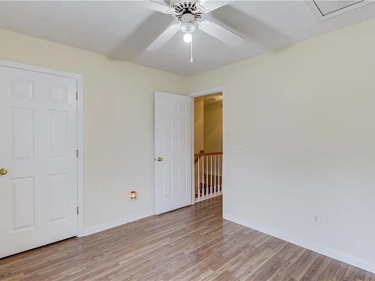 3924B Berwick Farm Dr — Photo 24