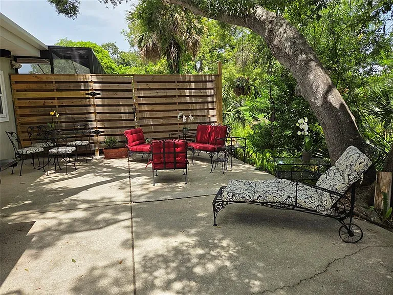 3157 Goldenrod St #B — Photo 23