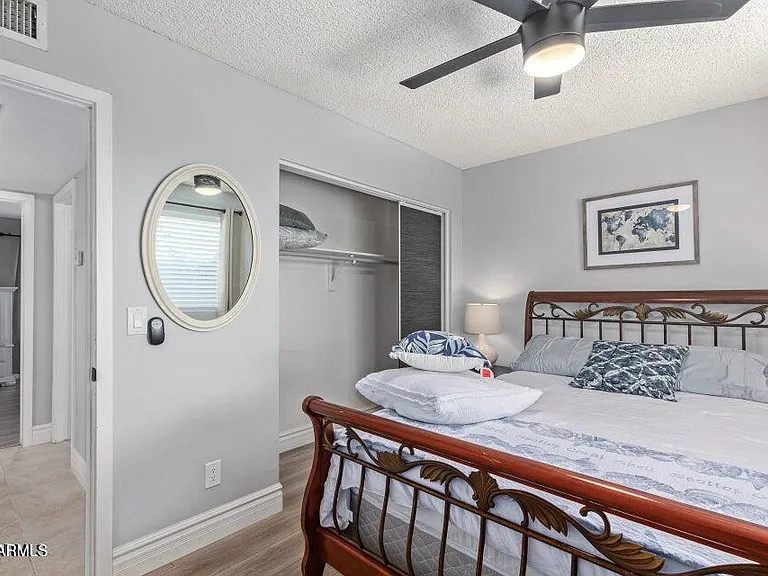 5337 E Gelding Dr — Photo 18
