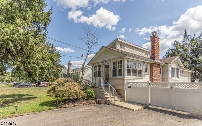 173 Horseneck Rd, Fairfield, NJ 07004 Zillow