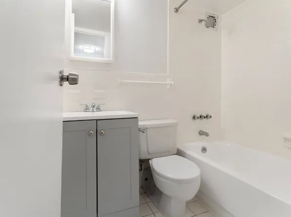 220 East 22nd Street image 12 of 12