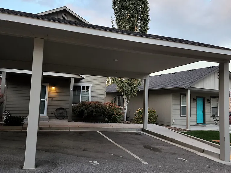 Saddlehorn Ln — Photo 14