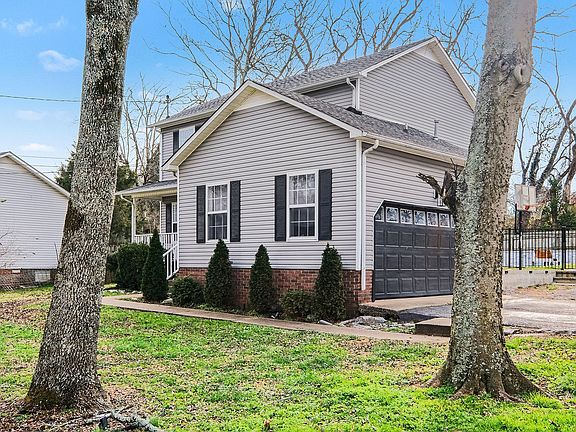 3rd image of 255 Valley Dr