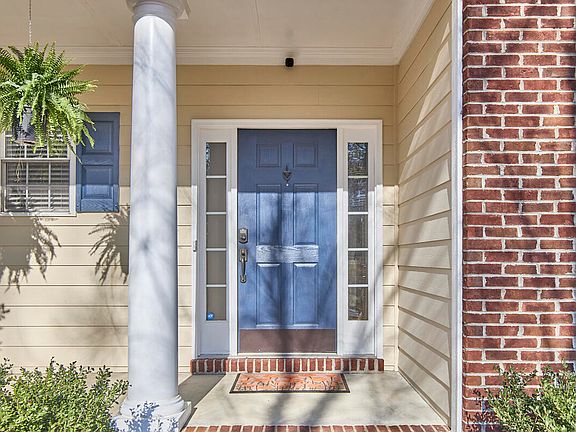 3rd image of 3821 La Costa Way