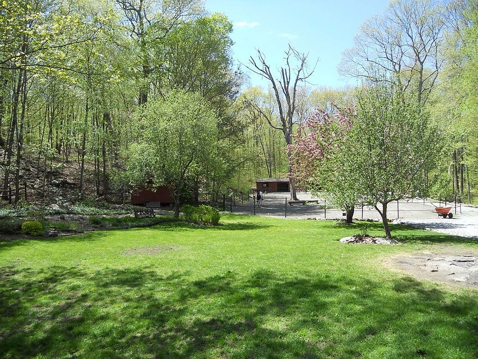 2nd image of 503 Judd Rd