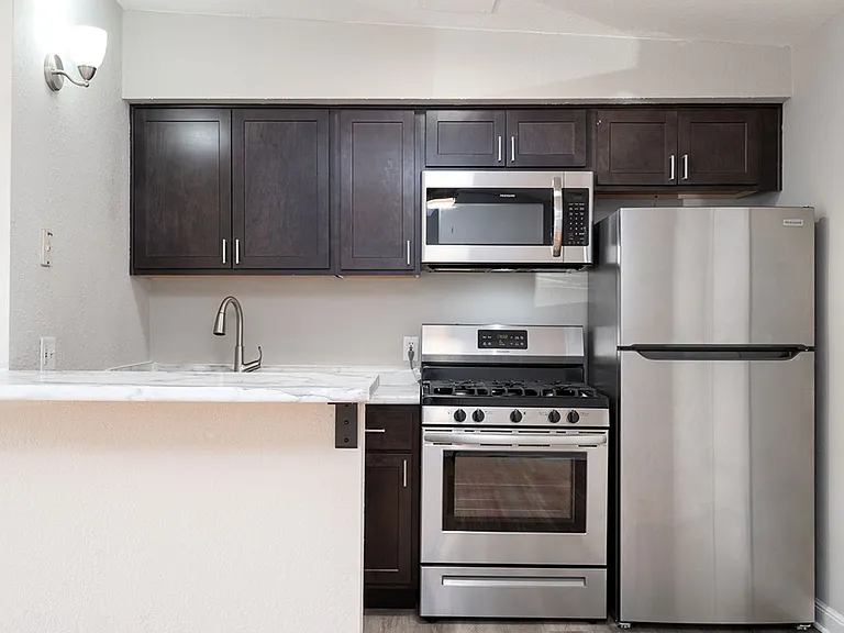 Now Leasing at Oak Grove Downtown | Historic Charm Meets Modern Living! — Photo 12