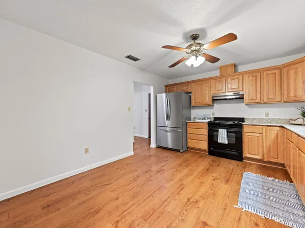 36A Meigs Dr, Shalimar, FL 32579