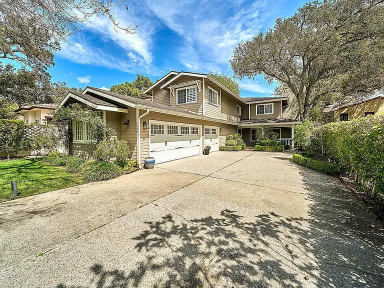 4330 Bel Aire Dr — Photo 1