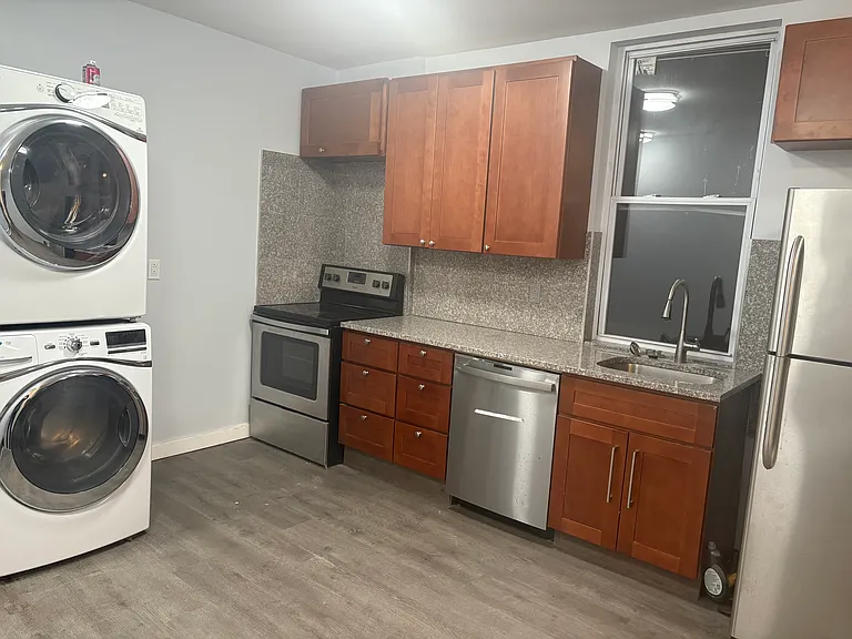 6029 Elmwood Ave #2 — Photo 1