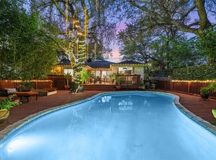 106 Sailmaster St, Lakeway, TX 78734