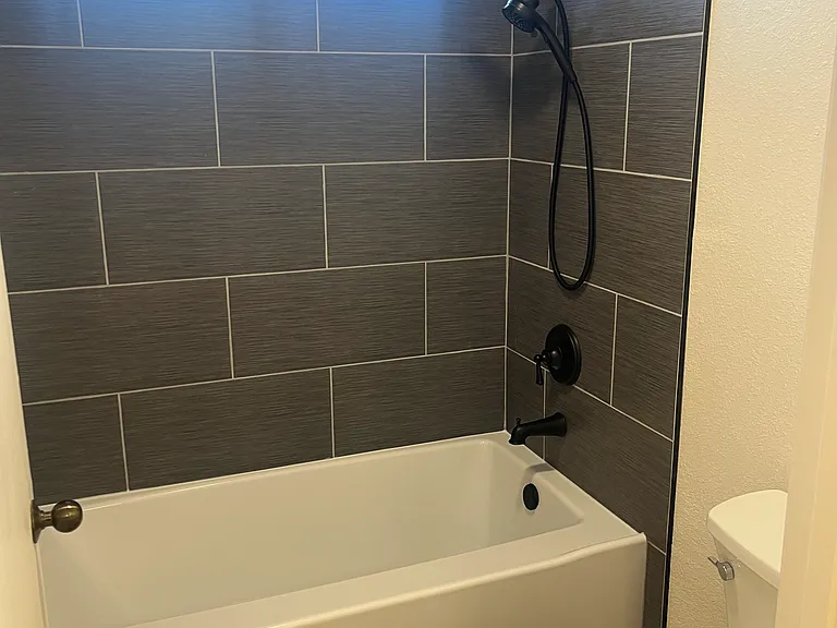 1829 Oliver Ave #2 — Photo 17