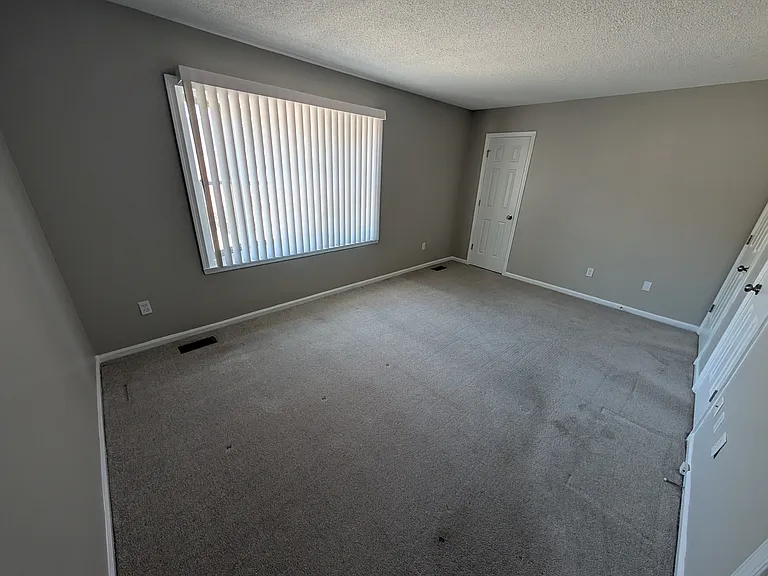 1939 Darnell Dr — Photo 14