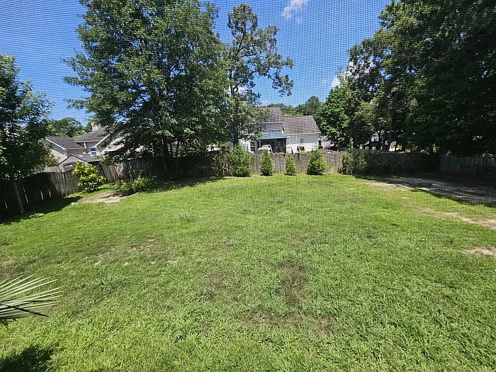 207 Hope Creek Dr — Photo 18