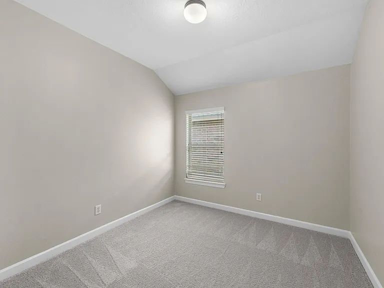 4014 Pinecrest Holw — Photo 27