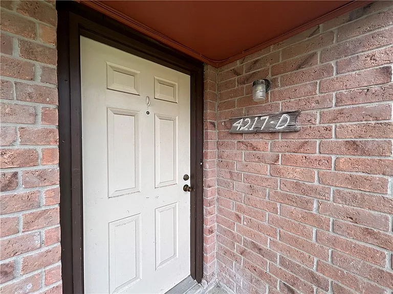 4217 Acushnet Dr #D — Photo 4
