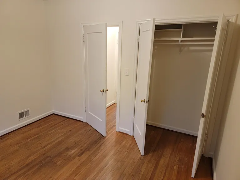 4325 NE Halsey St #9 — Photo 14
