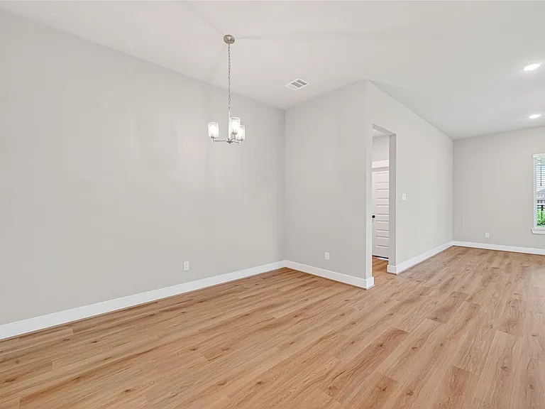 2216 Inglenook Grove Dr — Photo 17