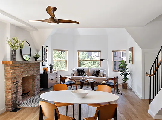 Sold by Compass | media 1