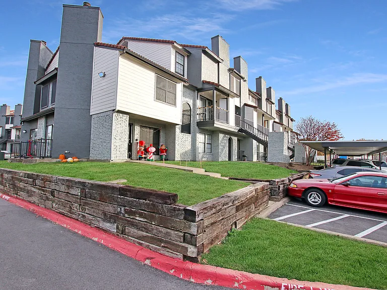 Fiona Apartment Homes — Photo 13