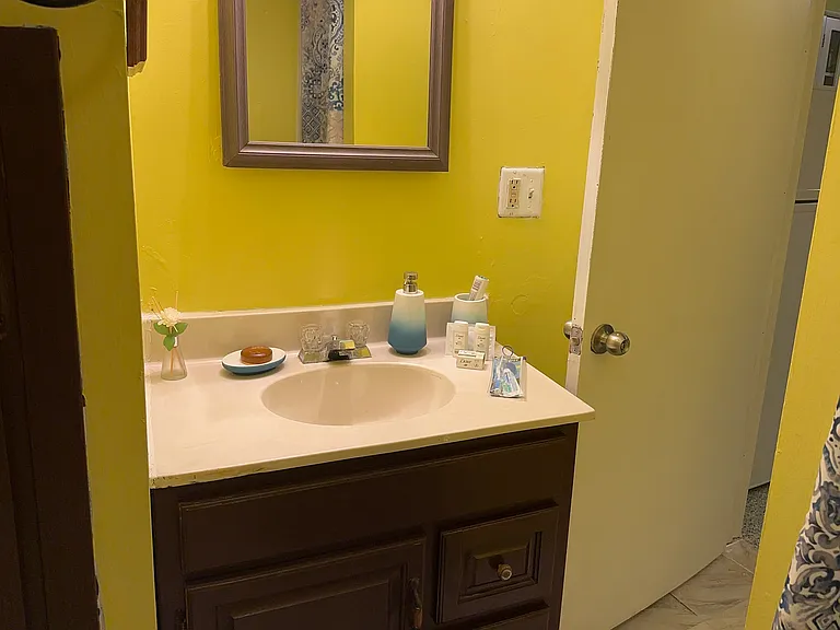 1104 S Cleveland Ave — Photo 5