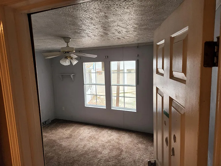 6932 Wade Dr — Photo 10
