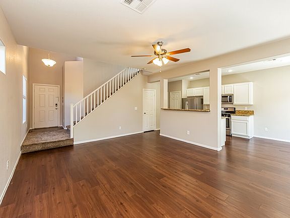 5th image of 9437 Jewel Lake Ave