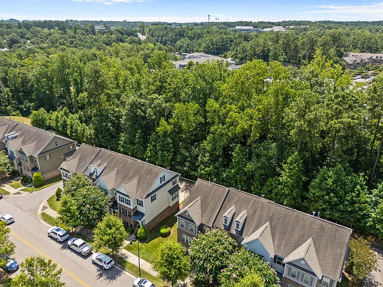 5639 Wade Park Blvd — Photo 41