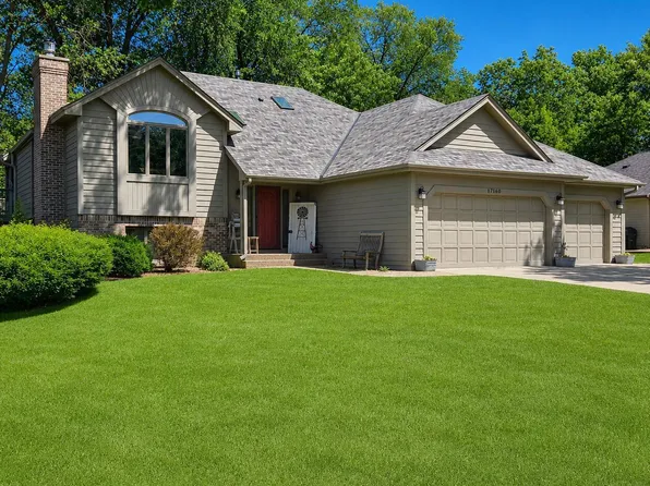 17160 Hamilton Dr, Lakeville, MN 55044