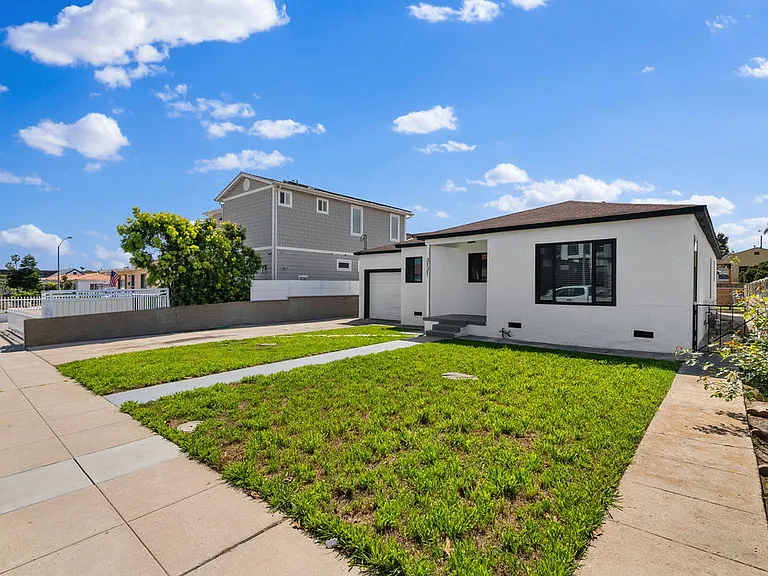 3121 Emerson St — Photo 15