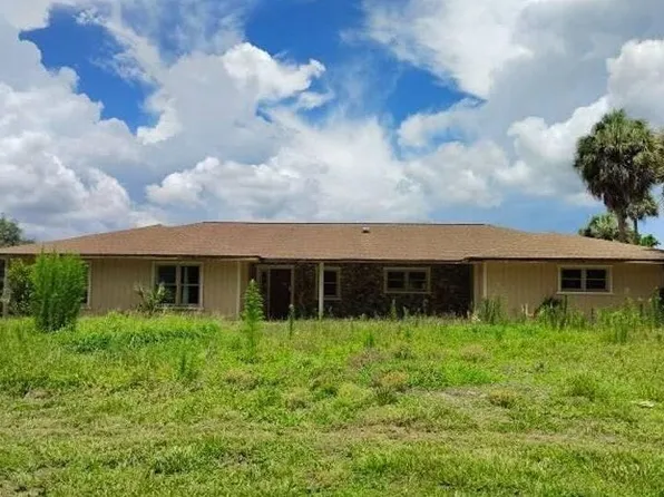 809 N Golf Course Dr, Crystal River, FL 34429