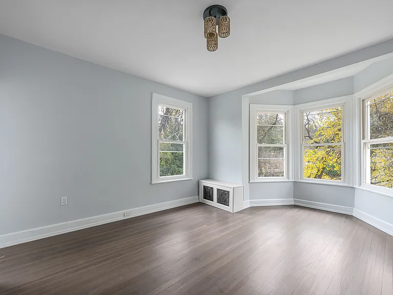 684 Closter Dock Rd — Photo 23