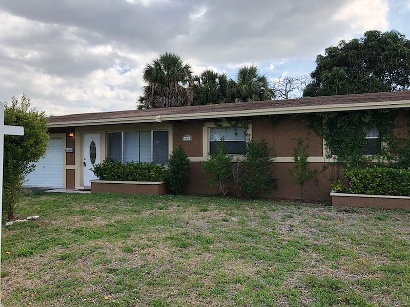 1st image of 600 NW 35th Ave