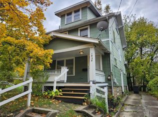 1438 Newton St, Akron, OH 44305