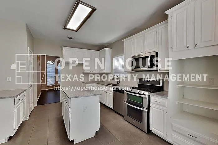 4332 Voss Hills Pl — Photo 5