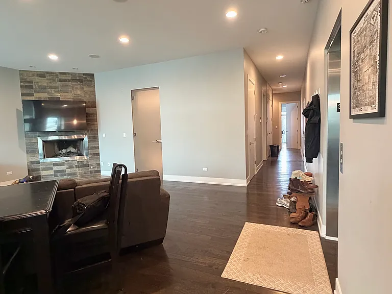 815 N Ashland Ave #3N — Photo 3