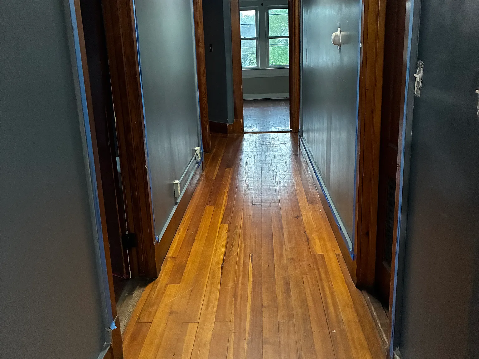 3 bed, 1350 sqft, $1,650 — Photo 1